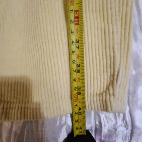 BDG Mom Straight Leg Highrise Yellow Corduroy Size 29 - Picture 7 of 12